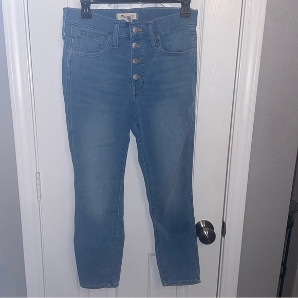 Madewell women’s p26 button closer jeans med washed denim - Picture 3 of 8